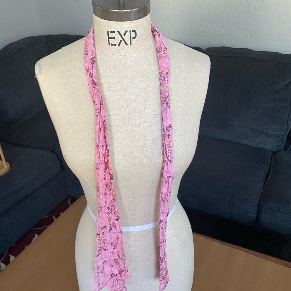 Variety of shapes, lengths scarves